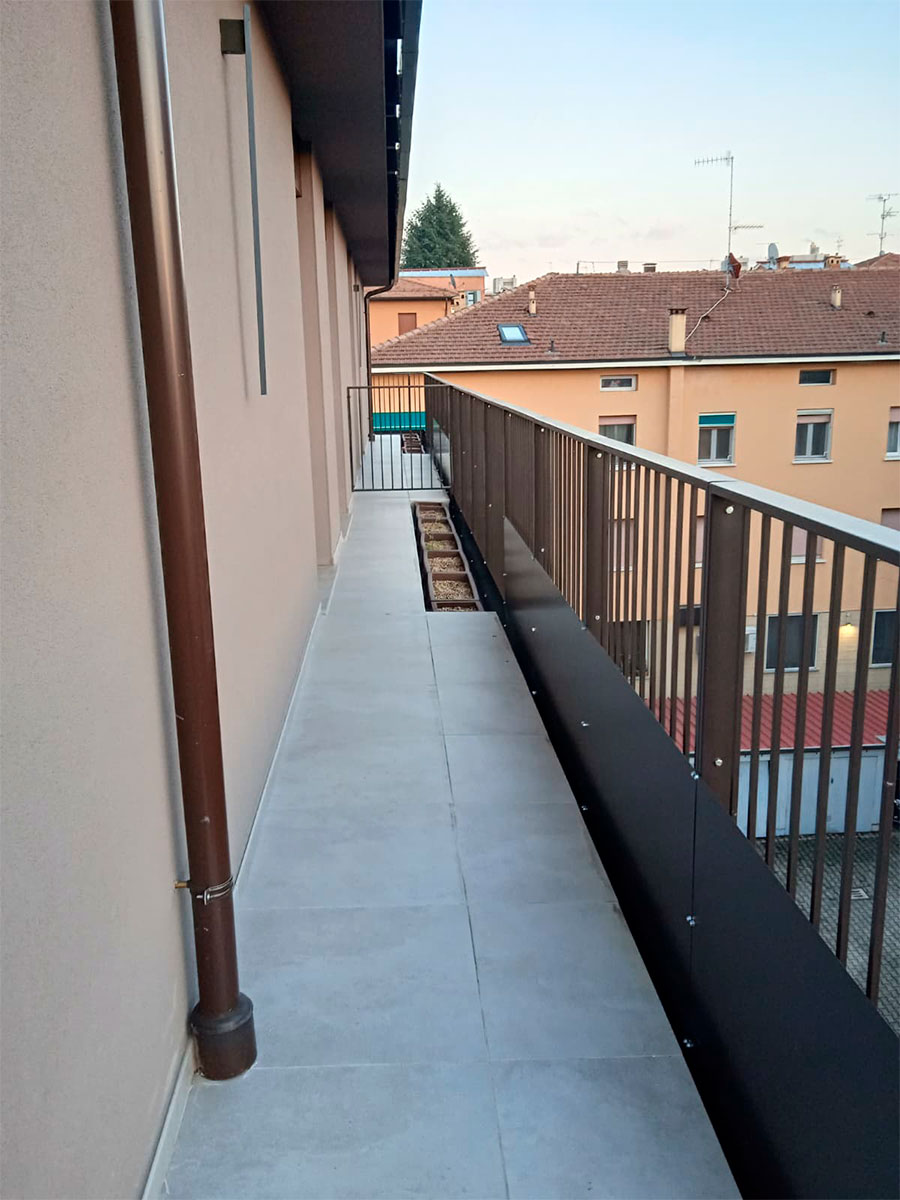 Ampio Terrazzo in città - Progettazione di esterni - Senape Vivaio Urbano - Bologna